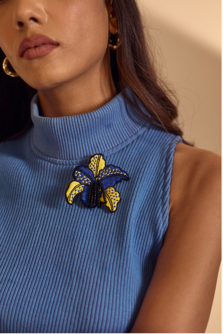 Lilium Brooch 